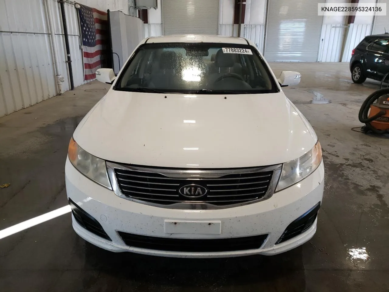 2009 Kia Optima Lx VIN: KNAGE228595324136 Lot: 77883224