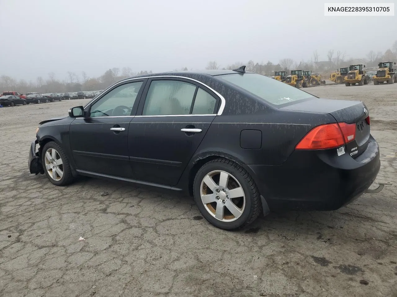 2009 Kia Optima Lx VIN: KNAGE228395310705 Lot: 79166804