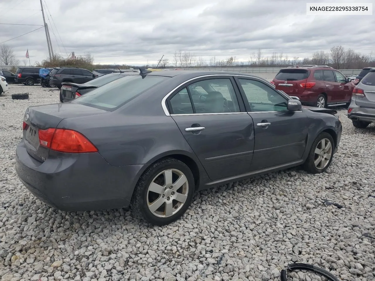 2009 Kia Optima Lx VIN: KNAGE228295338754 Lot: 79592504