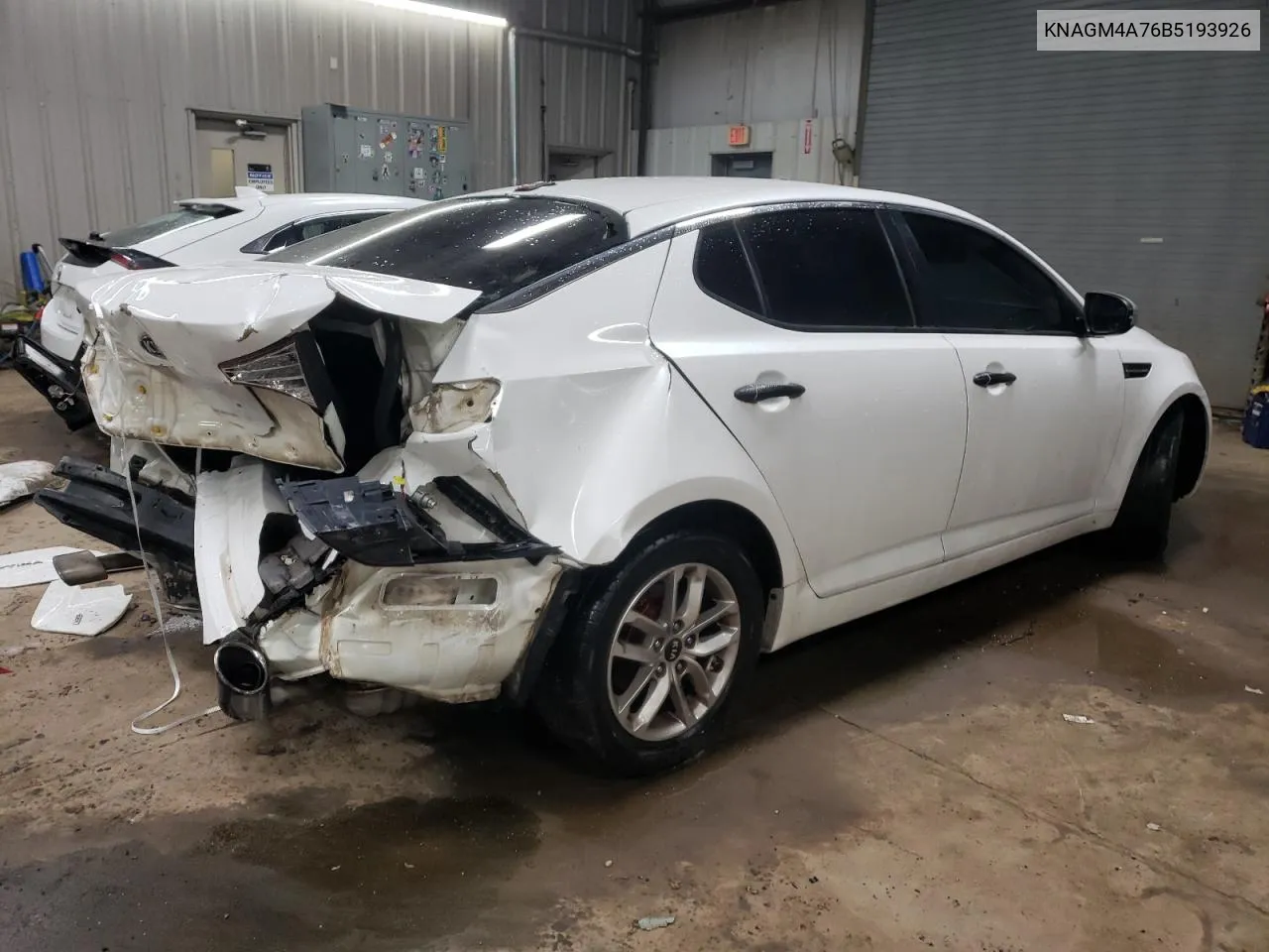 KNAGM4A76B5193926 2011 Kia Optima Lx