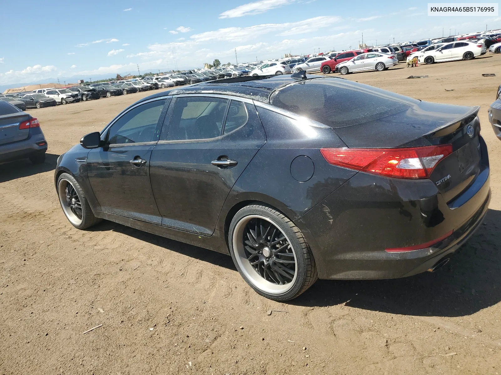 KNAGR4A65B5176995 2011 Kia Optima Sx