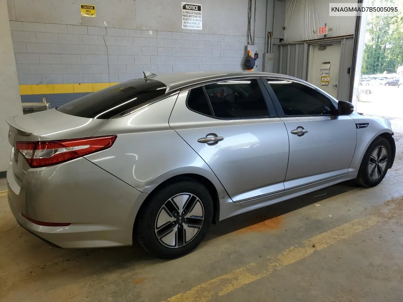 2011 Kia Optima Hybrid VIN: KNAGM4AD7B5005095 Lot: 68421284