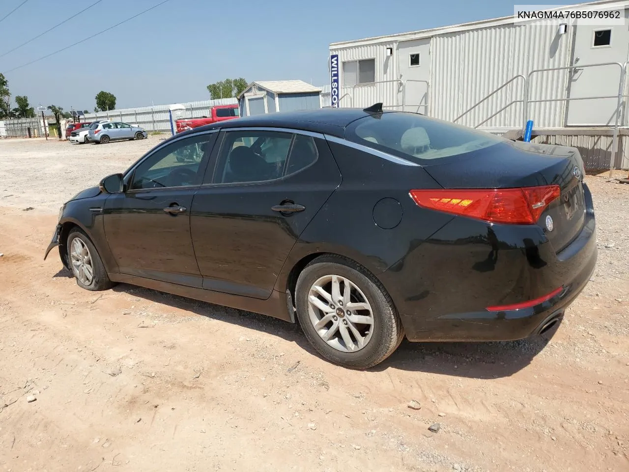 KNAGM4A76B5076962 2011 Kia Optima Lx