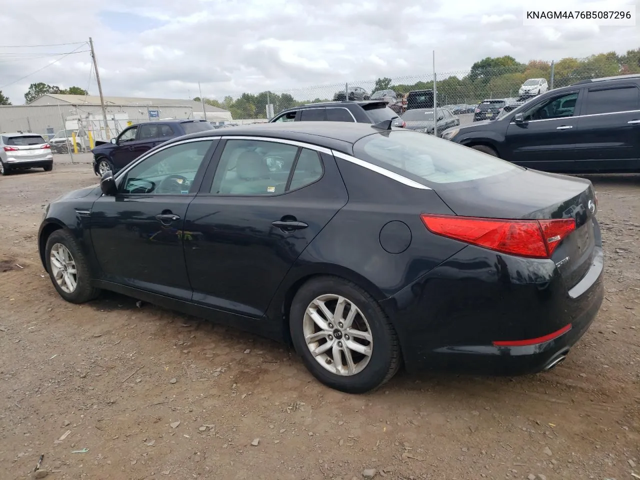 KNAGM4A76B5087296 2011 Kia Optima Lx