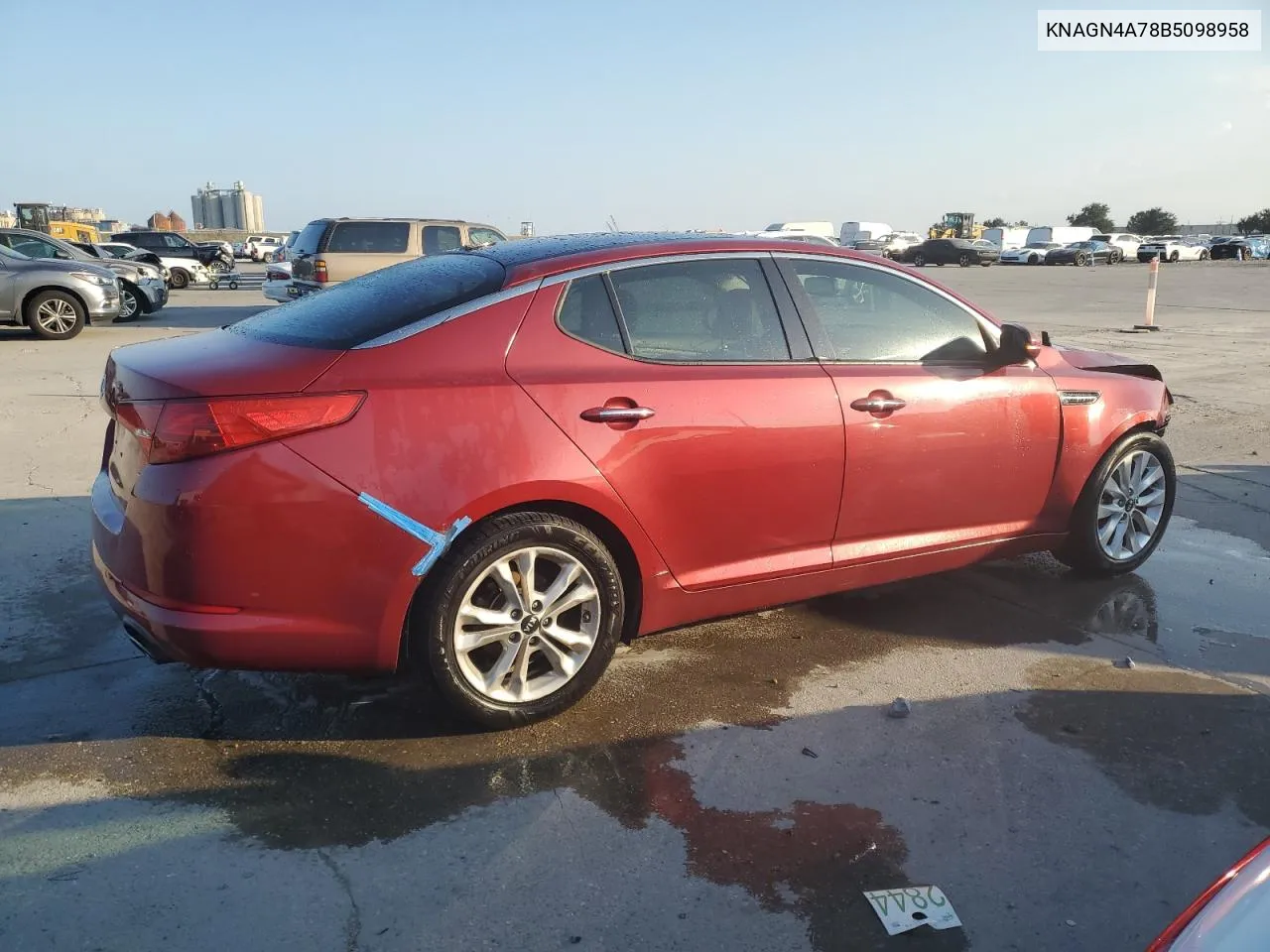 KNAGN4A78B5098958 2011 Kia Optima Ex