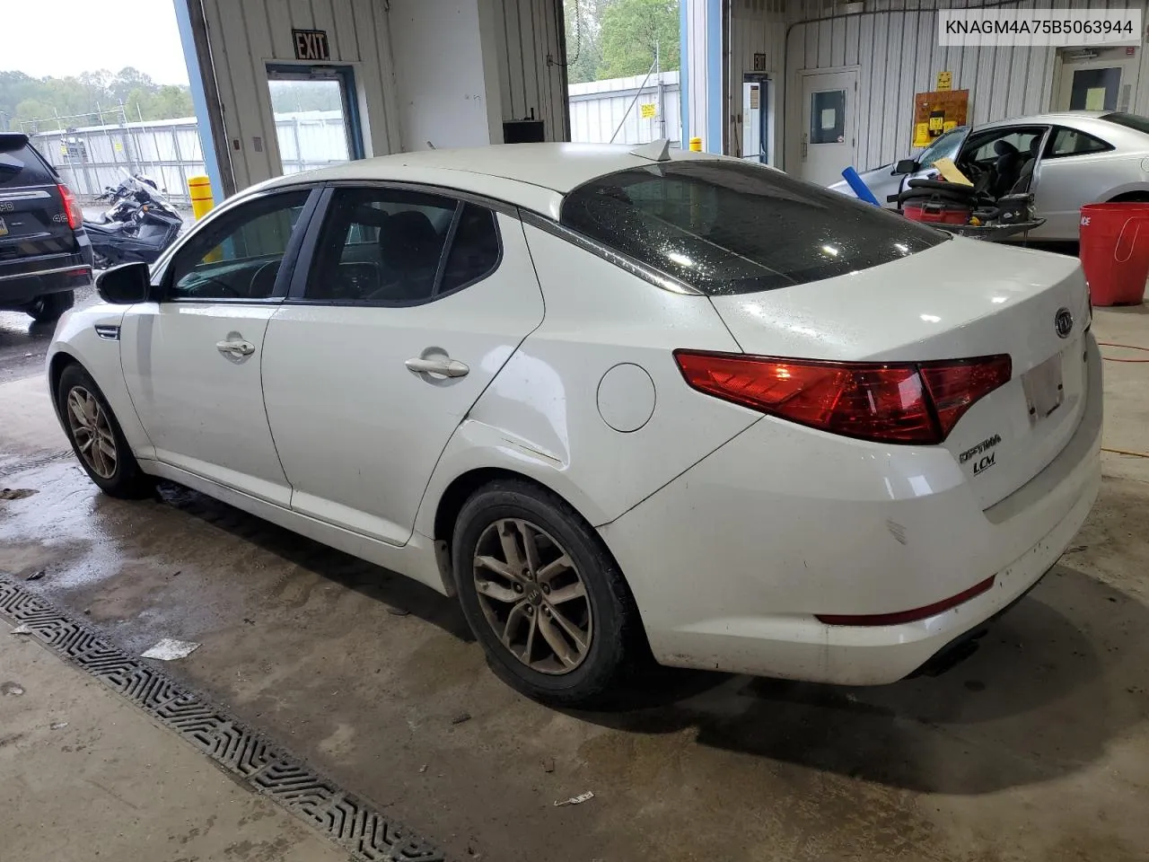 2011 Kia Optima Lx VIN: KNAGM4A75B5063944 Lot: 73723124