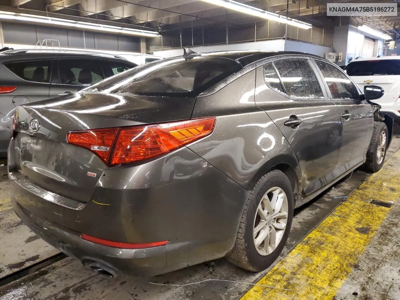 2011 Kia Optima Lx VIN: KNAGM4A75B5186272 Lot: 81131573