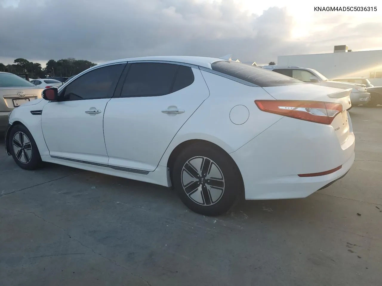 2012 Kia Optima Hybrid VIN: KNAGM4AD5C5036315 Lot: 74881424