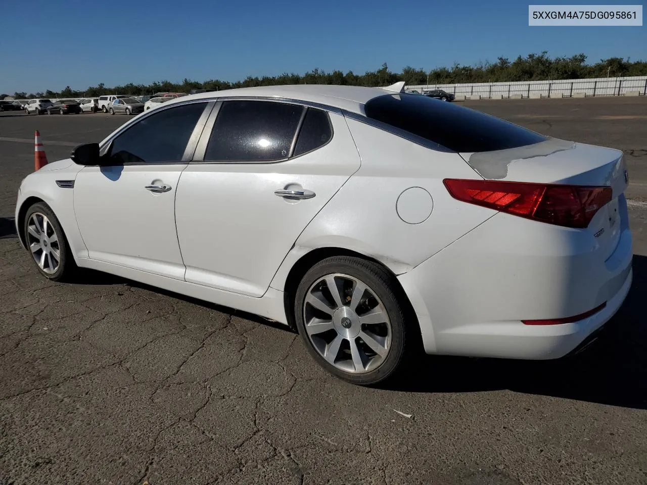 5XXGM4A75DG095861 2013 Kia Optima Lx