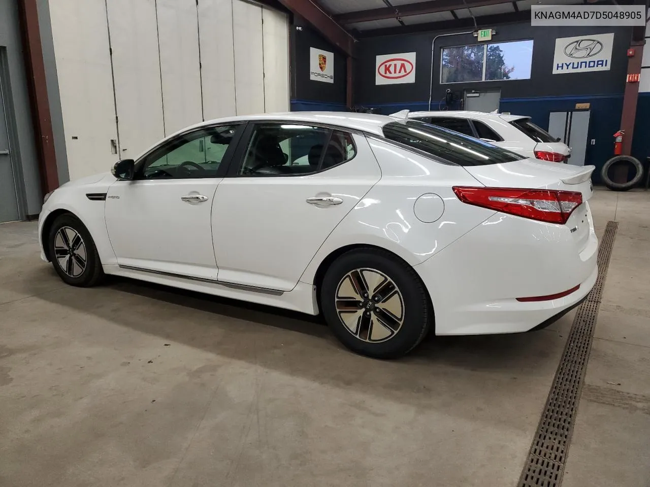 2013 Kia Optima Hybrid VIN: KNAGM4AD7D5048905 Lot: 76755884