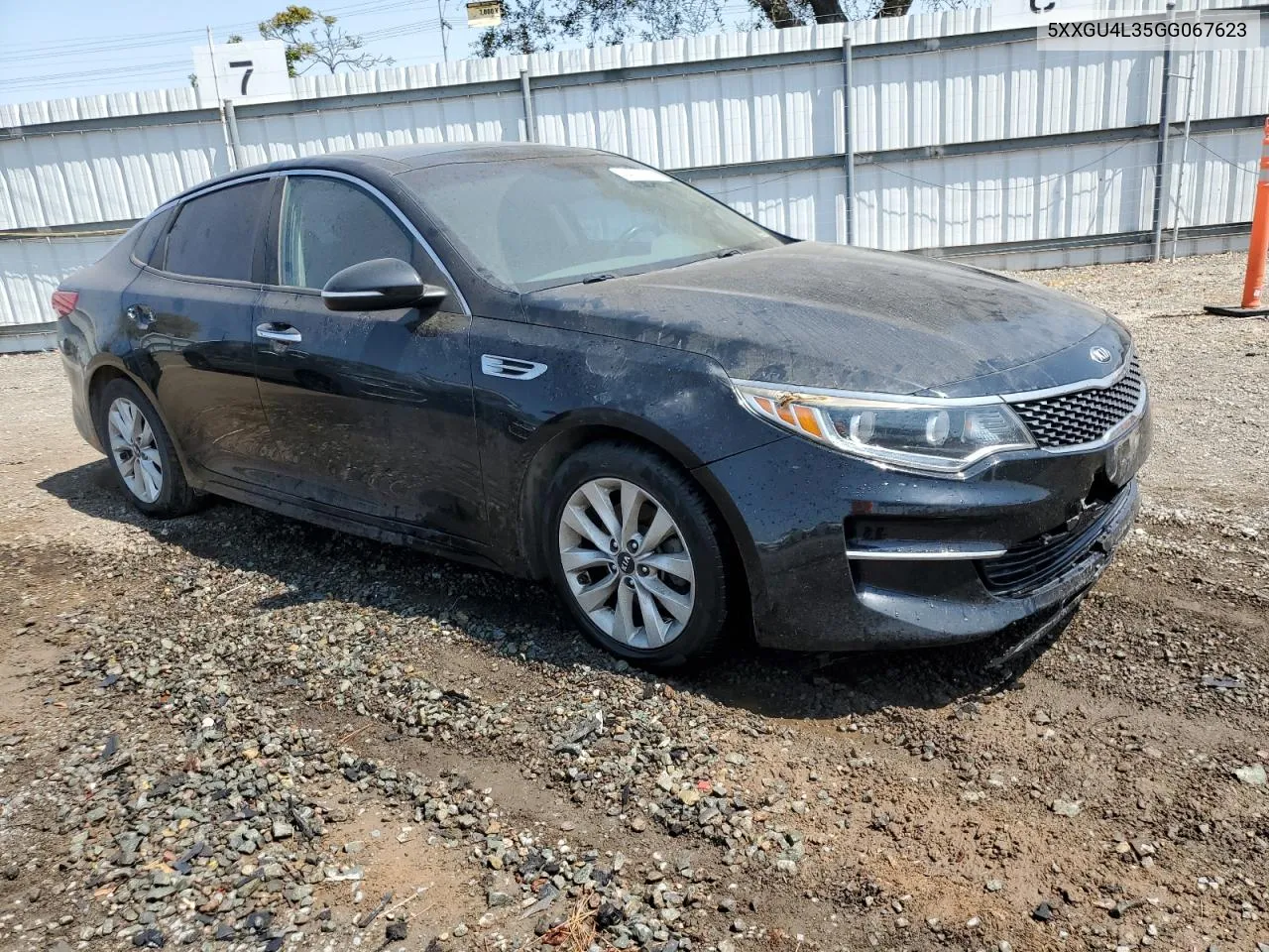 5XXGU4L35GG067623 2016 Kia Optima Ex