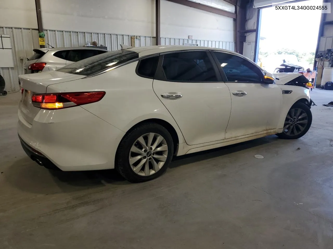 2016 Kia Optima Lx VIN: 5XXGT4L34GG024555 Lot: 68075454