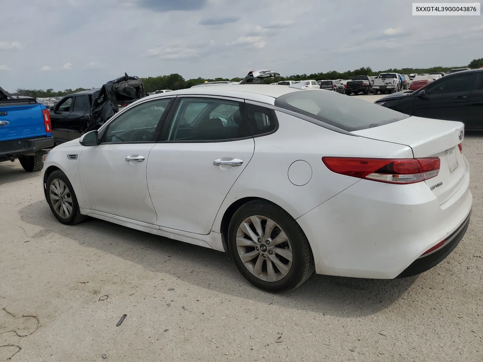 5XXGT4L39GG043876 2016 Kia Optima Lx