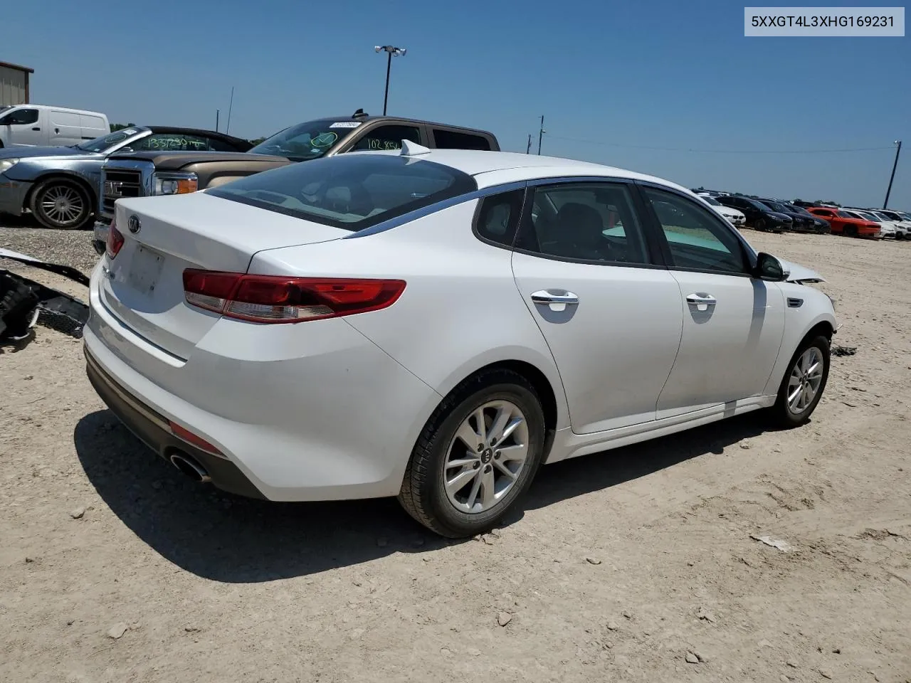 5XXGT4L3XHG169231 2017 Kia Optima Lx