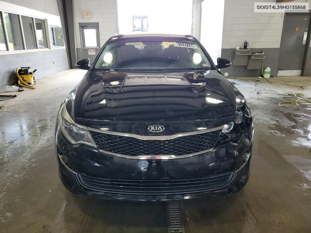 5XXGT4L39HG155868 2017 Kia Optima Lx