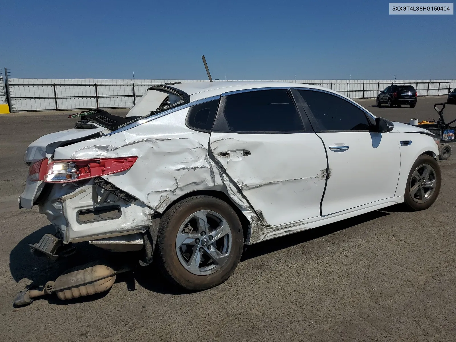 2017 Kia Optima Lx VIN: 5XXGT4L38HG150404 Lot: 61766814