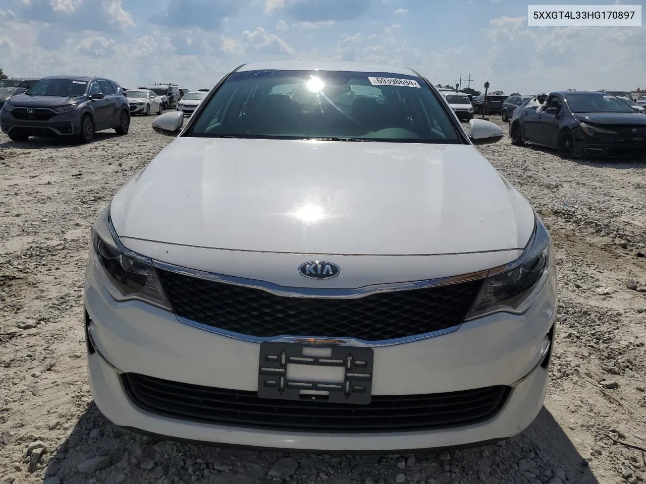 5XXGT4L33HG170897 2017 Kia Optima Lx