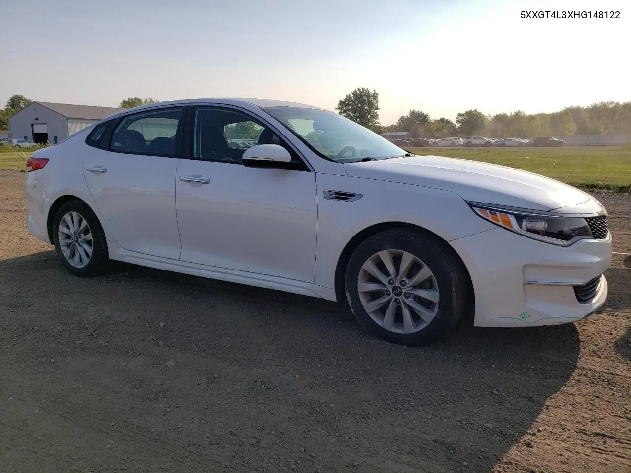 5XXGT4L3XHG148122 2017 Kia Optima Lx