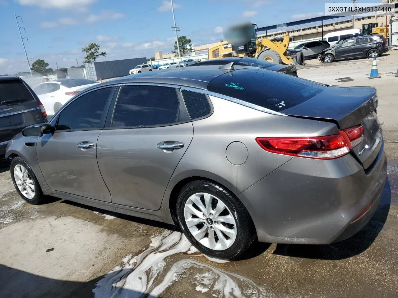 5XXGT4L3XHG154440 2017 Kia Optima Lx