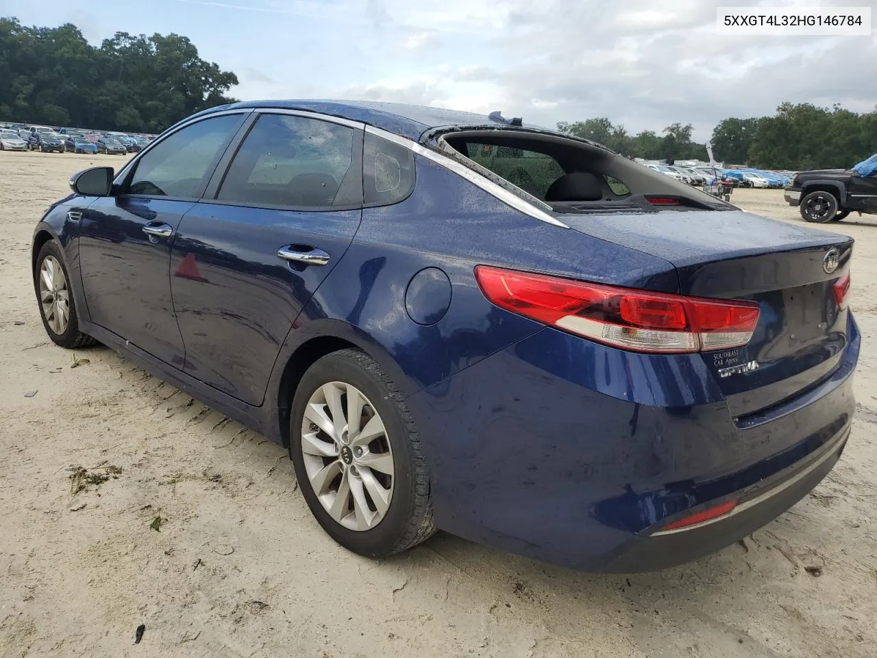 5XXGT4L32HG146784 2017 Kia Optima Lx