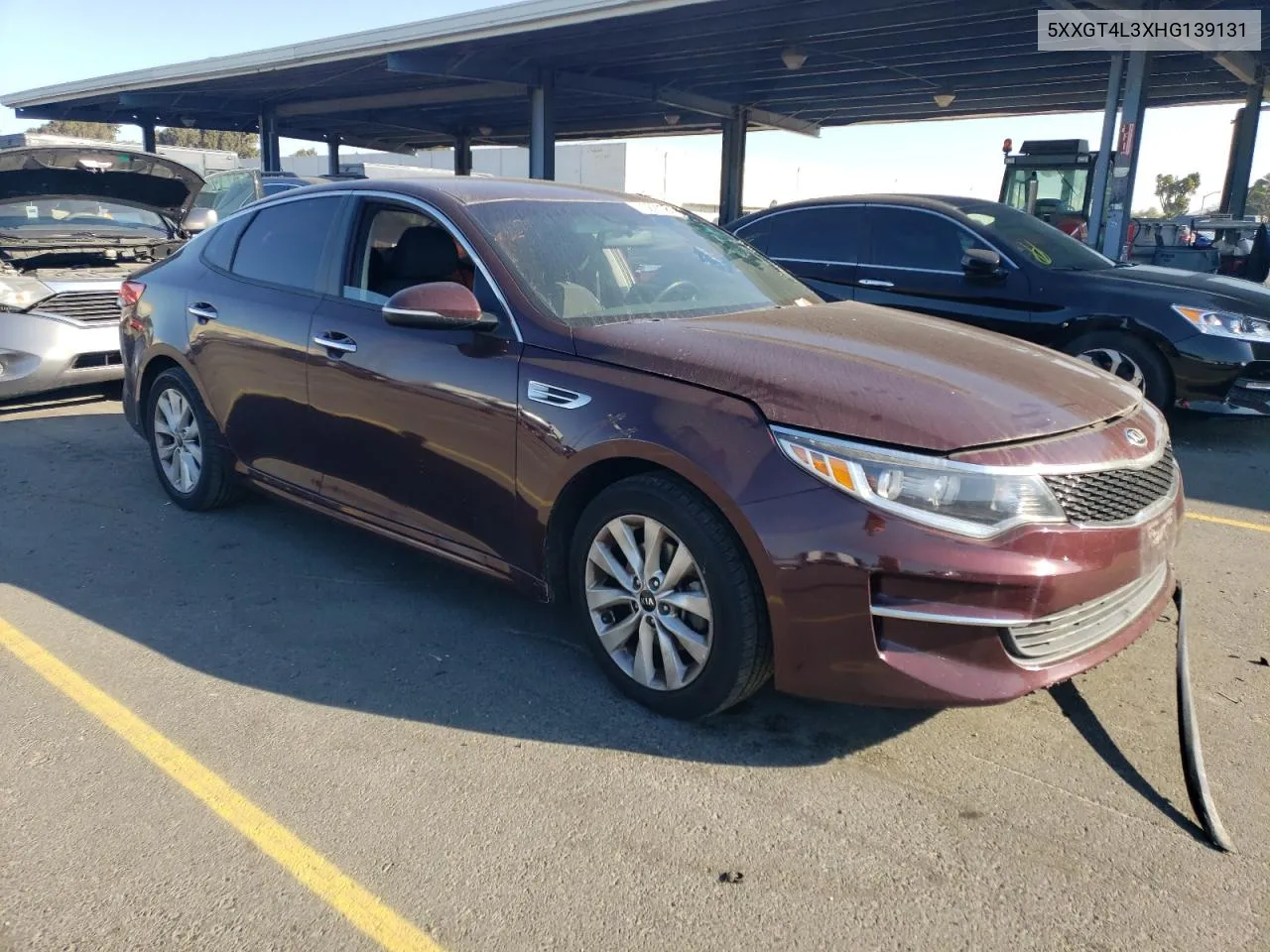 5XXGT4L3XHG139131 2017 Kia Optima Lx