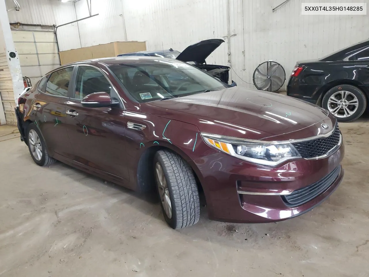 2017 Kia Optima Lx VIN: 5XXGT4L35HG148285 Lot: 80698194