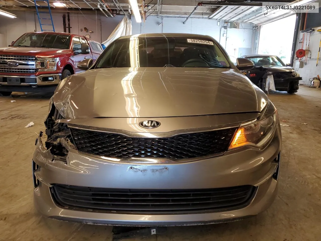 5XXGT4L31JG221089 2018 Kia Optima Lx