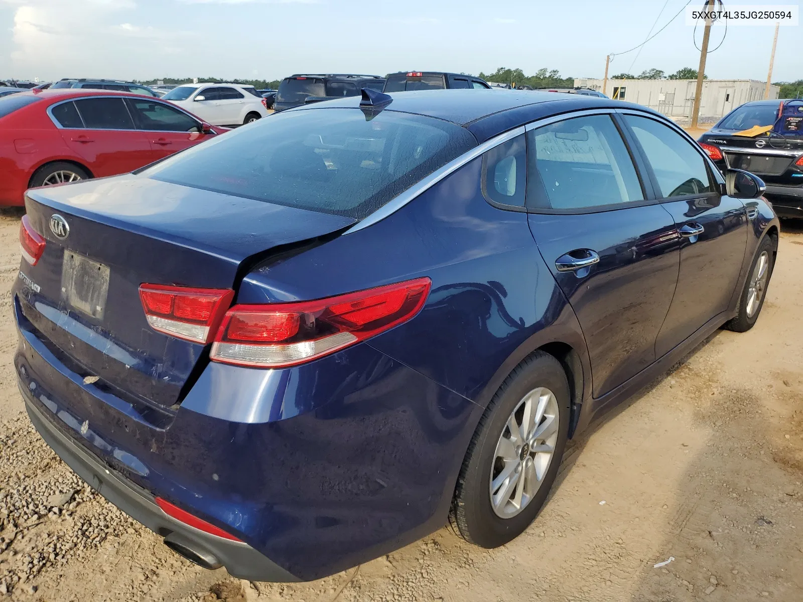 5XXGT4L35JG250594 2018 Kia Optima Lx