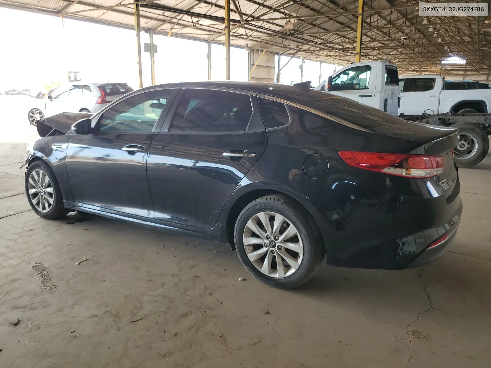 5XXGT4L32JG274786 2018 Kia Optima Lx