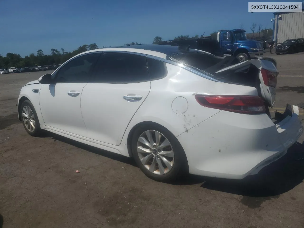 5XXGT4L3XJG241504 2018 Kia Optima Lx