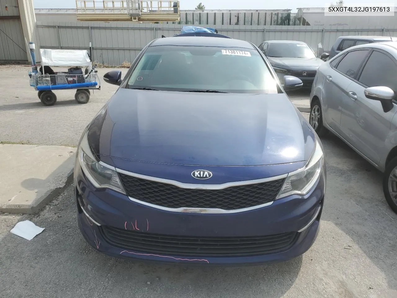 5XXGT4L32JG197613 2018 Kia Optima Lx