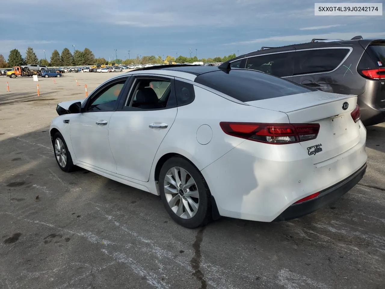 5XXGT4L39JG242174 2018 Kia Optima Lx