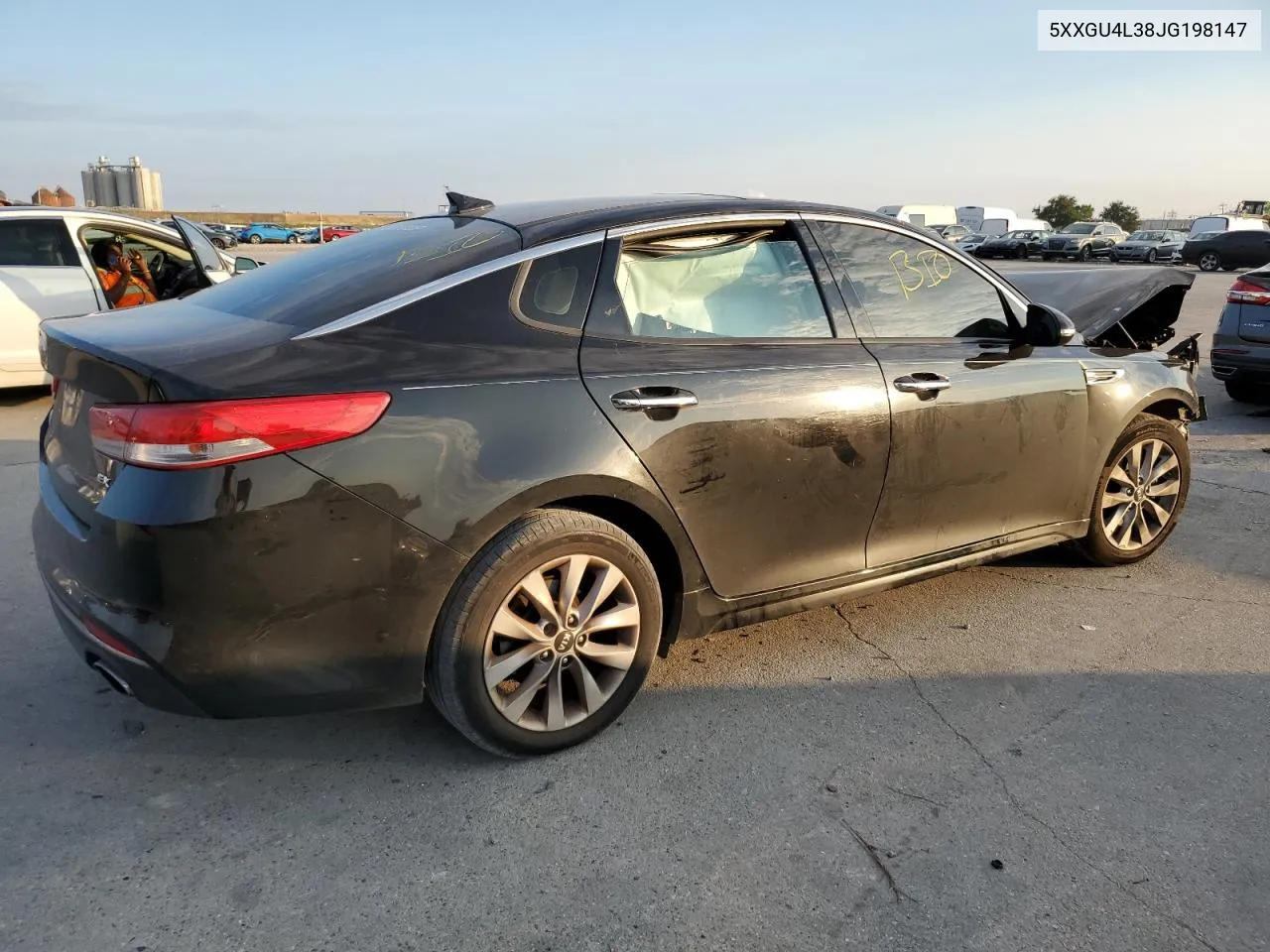 5XXGU4L38JG198147 2018 Kia Optima Ex