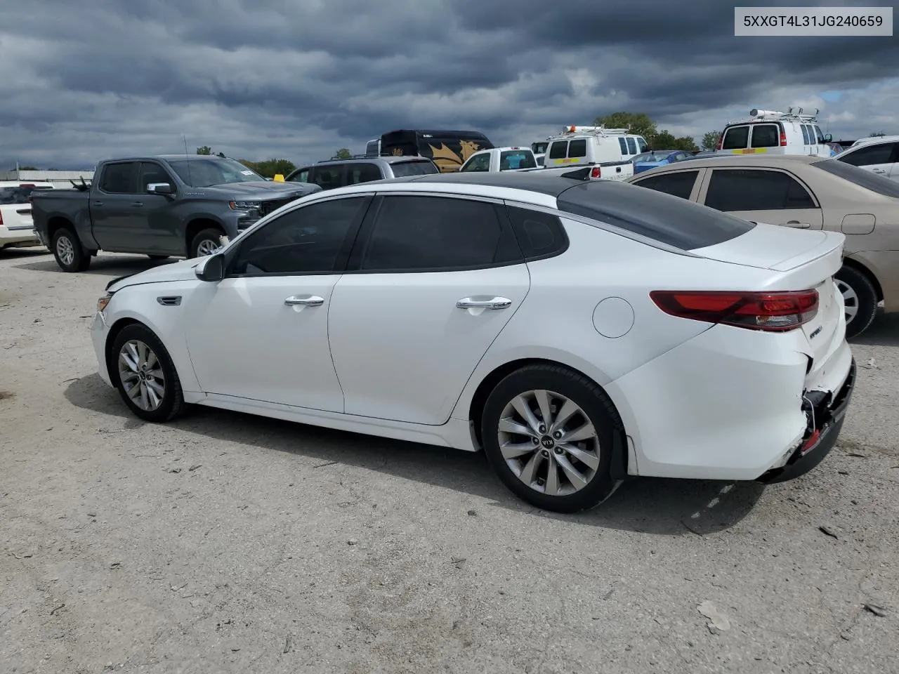 5XXGT4L31JG240659 2018 Kia Optima Lx