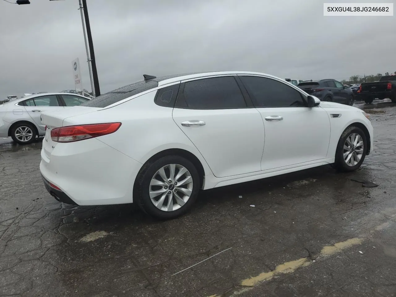 5XXGU4L38JG246682 2018 Kia Optima Ex