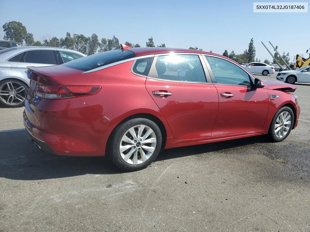 5XXGT4L32JG187406 2018 Kia Optima Lx