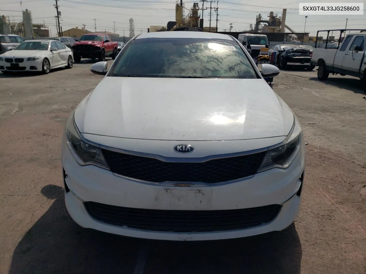 2018 Kia Optima Lx VIN: 5XXGT4L33JG258600 Lot: 74307614