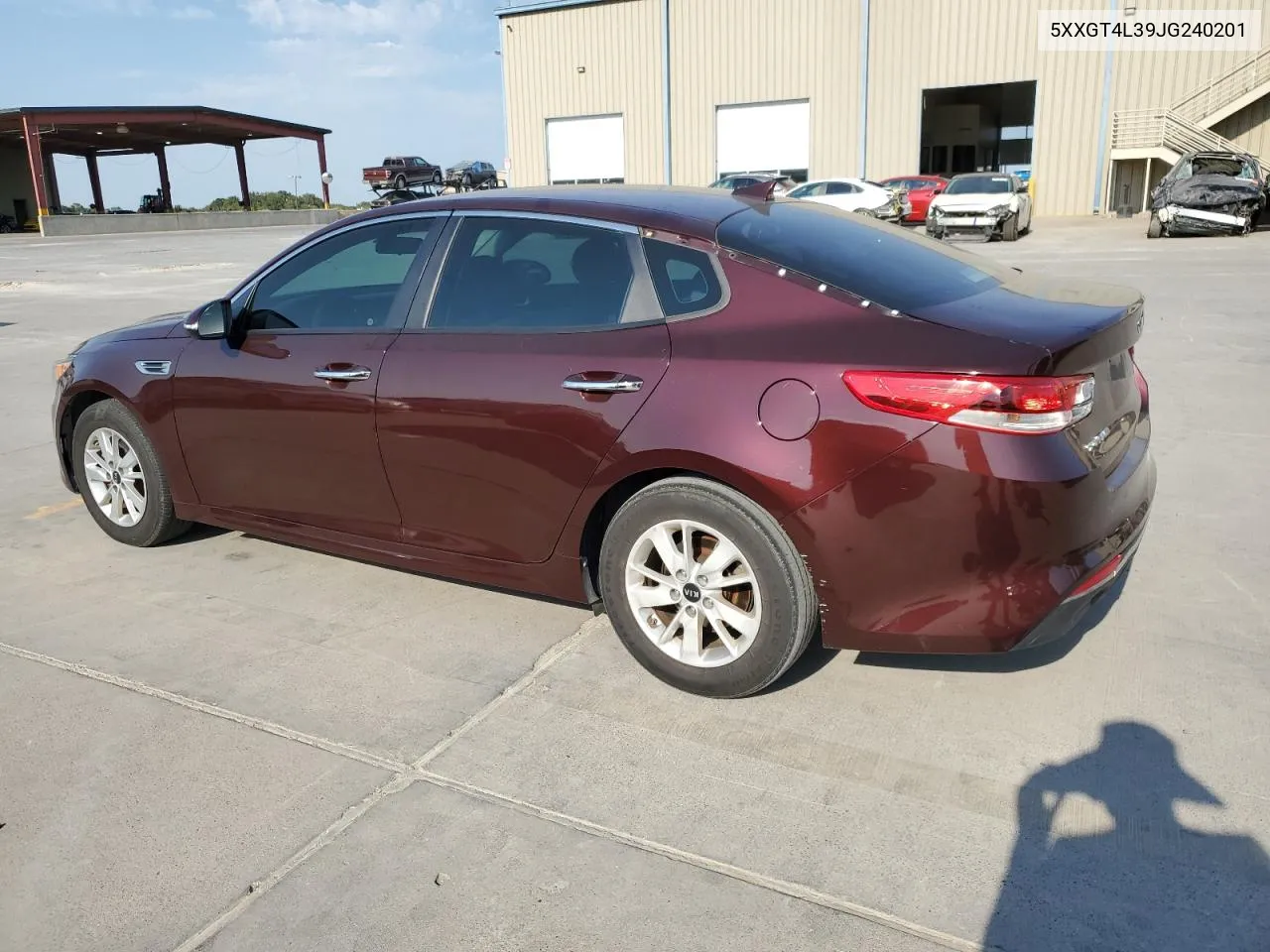 2018 Kia Optima Lx VIN: 5XXGT4L39JG240201 Lot: 74703234