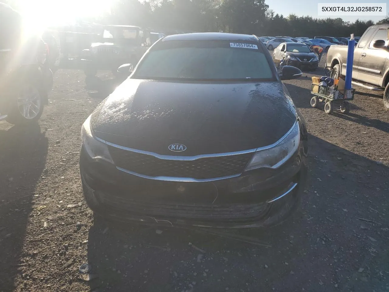 5XXGT4L32JG258572 2018 Kia Optima Lx