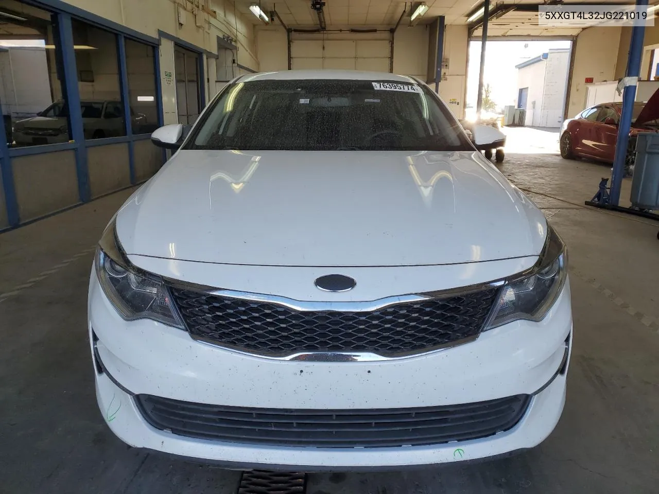 2018 Kia Optima Lx VIN: 5XXGT4L32JG221019 Lot: 76395774