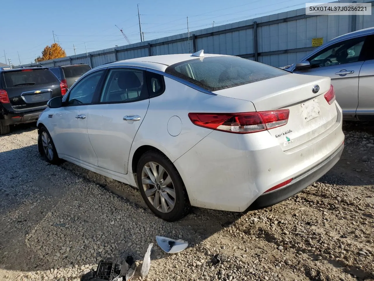 2018 Kia Optima Lx VIN: 5XXGT4L37JG256221 Lot: 76442154