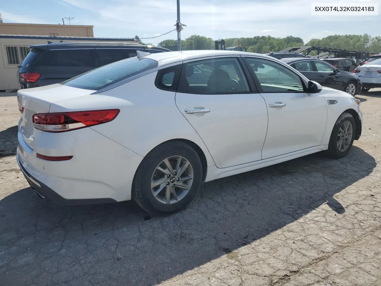 5XXGT4L32KG324183 2019 Kia Optima Lx