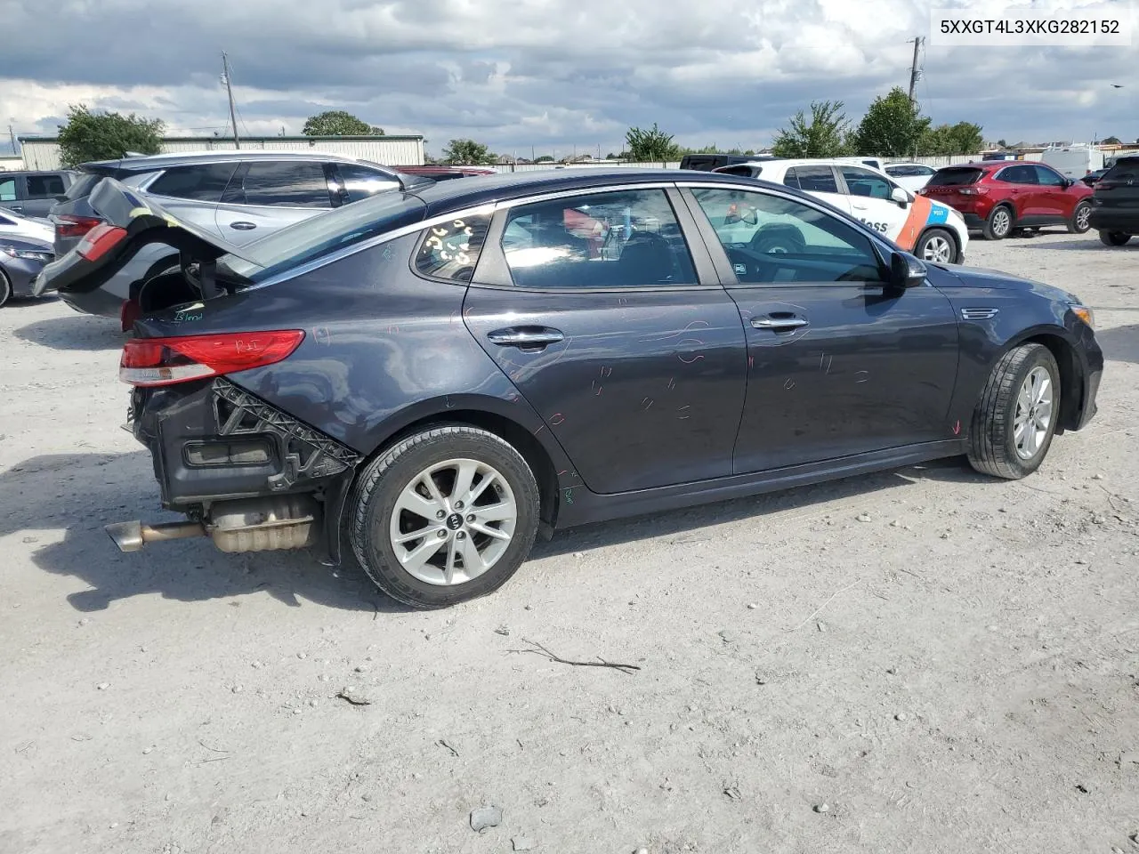 5XXGT4L3XKG282152 2019 Kia Optima Lx