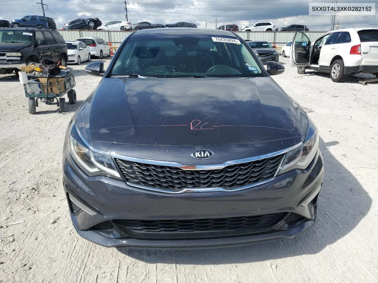 5XXGT4L3XKG282152 2019 Kia Optima Lx