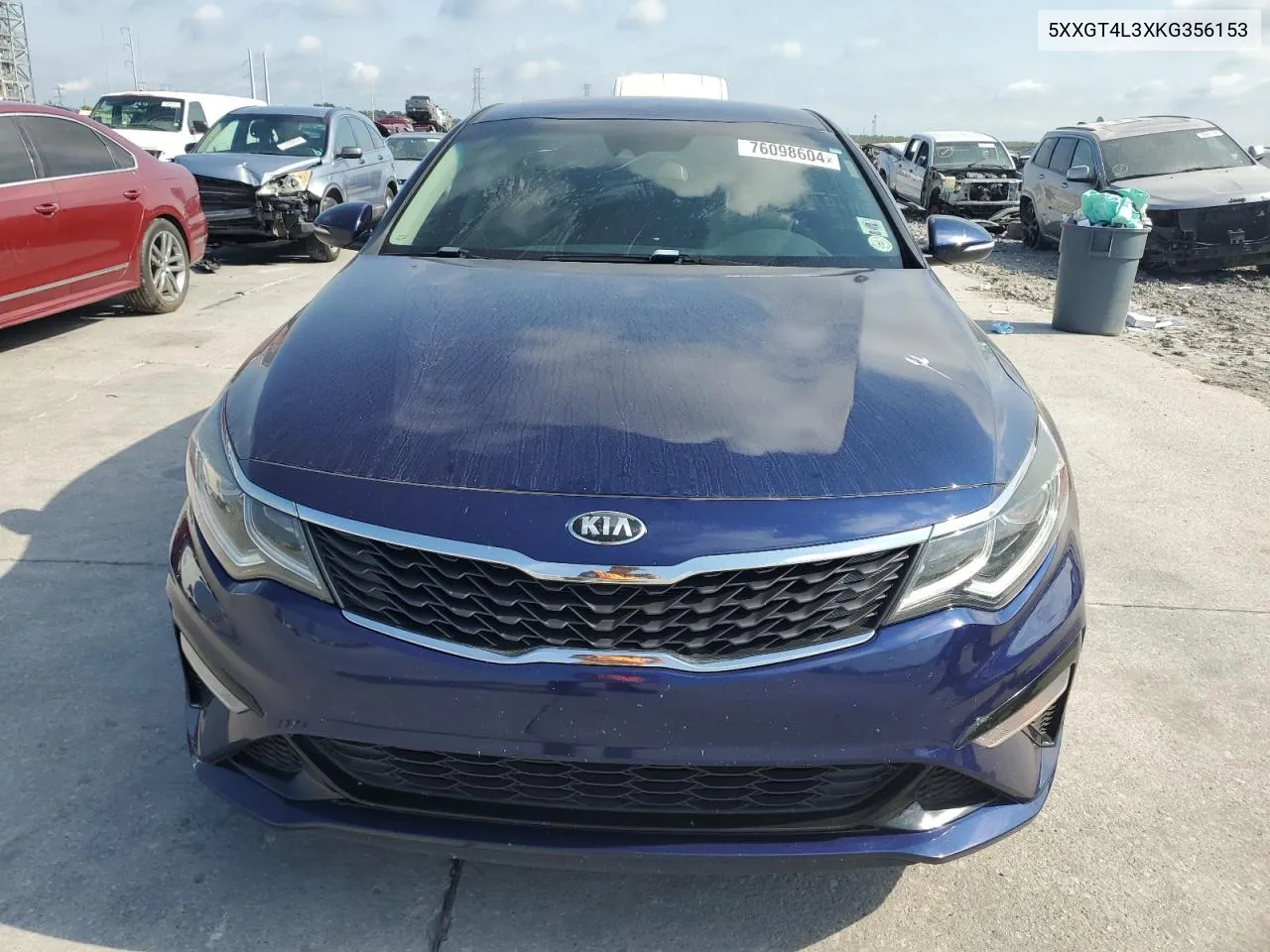 5XXGT4L3XKG356153 2019 Kia Optima Lx