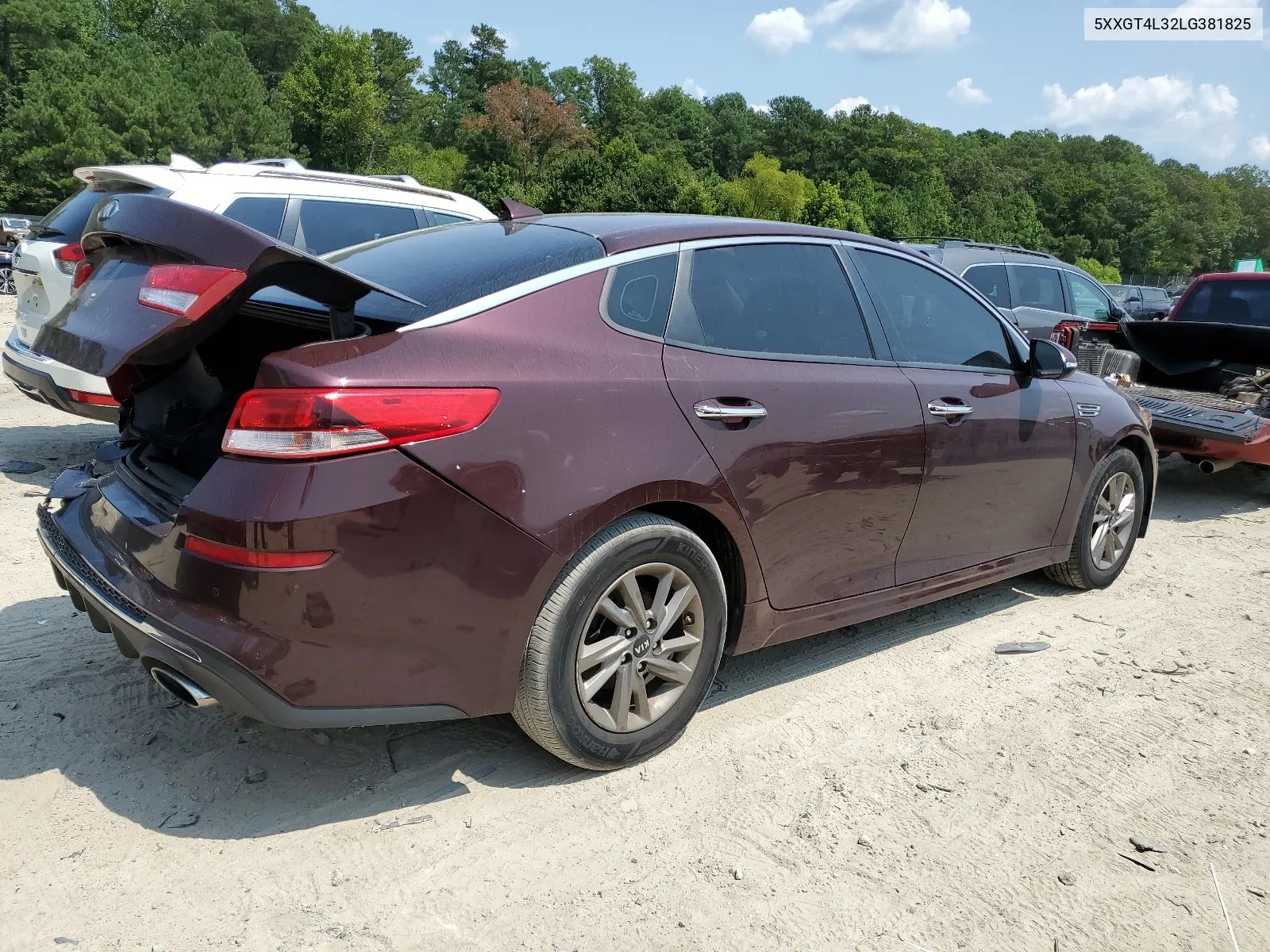 2020 Kia Optima Lx VIN: 5XXGT4L32LG381825 Lot: 65516574