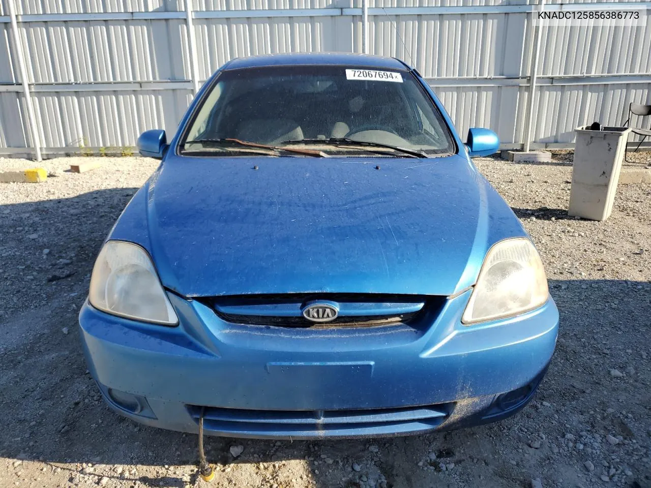 KNADC125856386773 2005 Kia Rio