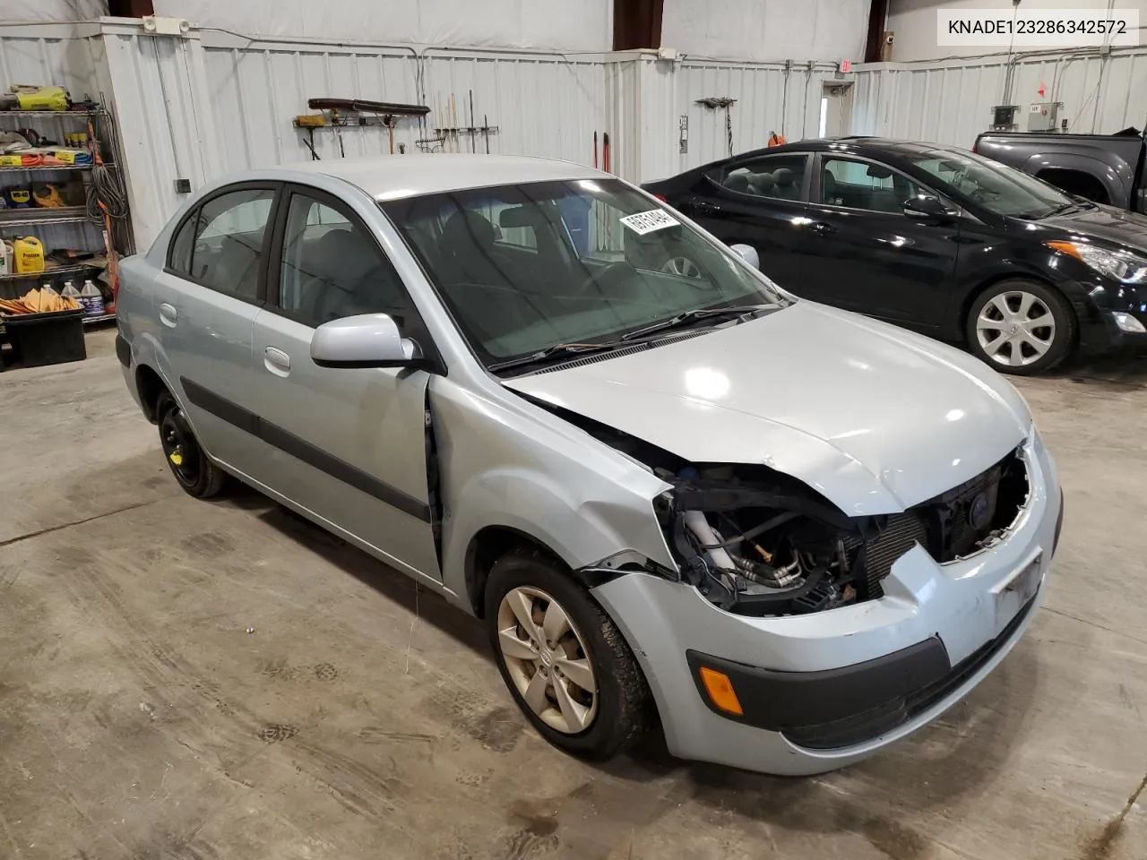 2008 Kia Rio Base VIN: KNADE123286342572 Lot: 69751494