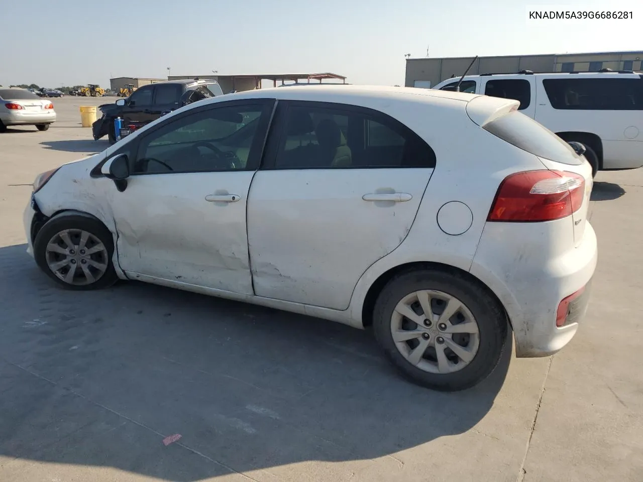 2016 Kia Rio Lx VIN: KNADM5A39G6686281 Lot: 68884354