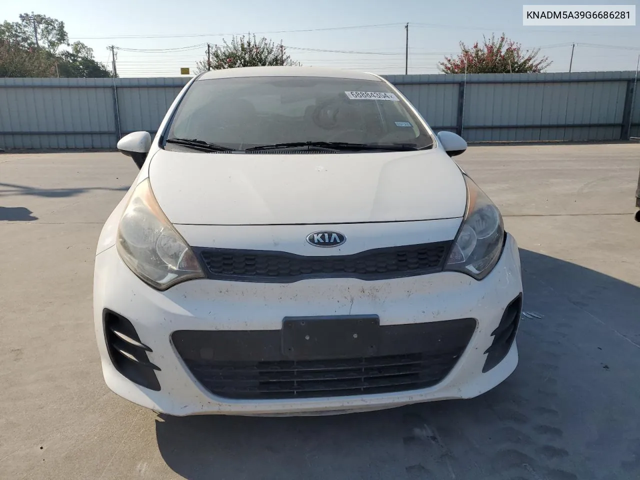 2016 Kia Rio Lx VIN: KNADM5A39G6686281 Lot: 68884354